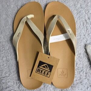 NWT Reef Cushion Bounce Court Flip Flops Sandals Womens Sz 7 GOLD Arch Support